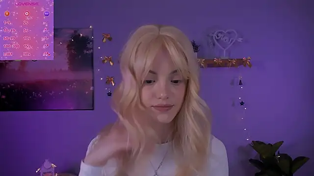 mia starrr  online show from 12/19/25, 08:05