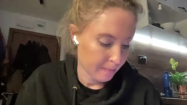 Ameli8 online show from 02/14/26, 04:59