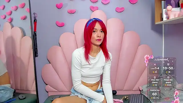 luci miller online show from 11/14/25, 03:16