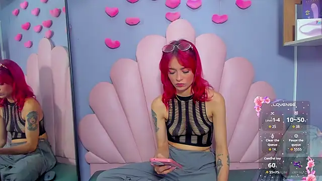 luci miller online show from 11/28/25, 12:57