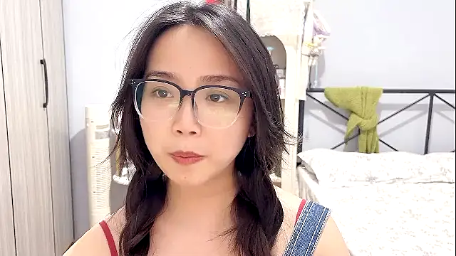 Hmm 0303 online show from 04/10/26, 04:44