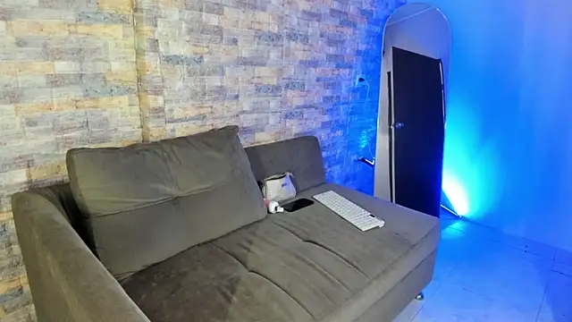 valen gill online show from 03/07/26, 02:25