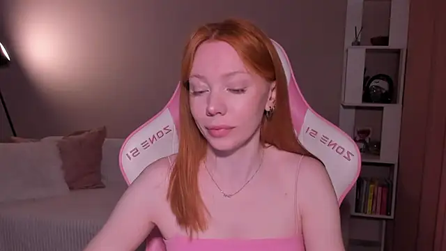 Elisahsthetics online show from 04/23/26, 12:23