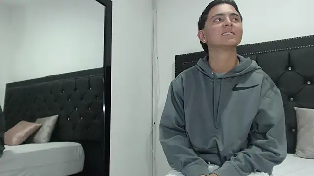 EnderCaspian online show from 11/06/25, 12:39