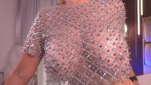 alicia xoxo online show from 11/16/25, 02:55