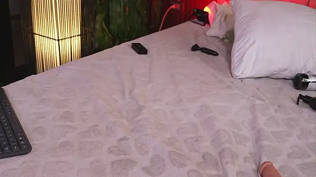 alicia xoxo online show from 03/08/26, 02:04