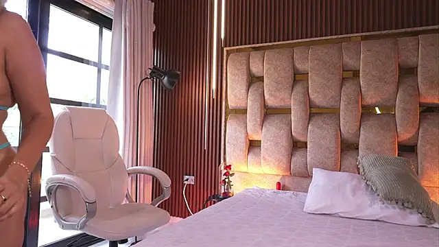 alicia xoxo online show from 04/09/26, 08:58