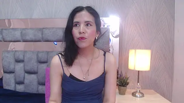 GiselaZivic online show from 12/04/25, 03:43