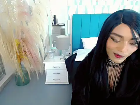 sebastian cruz  online show from 11/19/25, 07:03