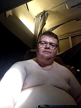 Snapshot of Grase44 chatting on 11/10/25, 05:45 Grase44 online show from 11/10/25, 05:45