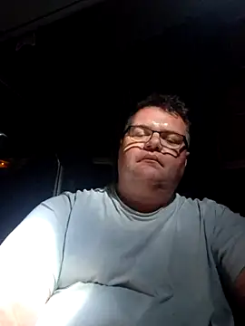 Snapshot of Grase44 chatting on 11/21/25, 10:08 Grase44 online show from 11/21/25, 10:08