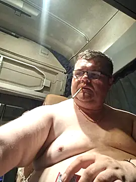 Snapshot of Grase44 chatting on 11/29/25, 10:46 Grase44 online show from 11/29/25, 10:46