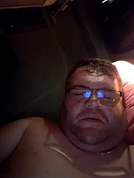 Snapshot of Grase44 chatting on 11/30/25, 11:47 Grase44 online show from 11/30/25, 11:47