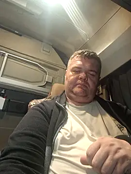 Snapshot of Grase44 chatting on 12/18/25, 05:52 Grase44 online show from 12/18/25, 05:52