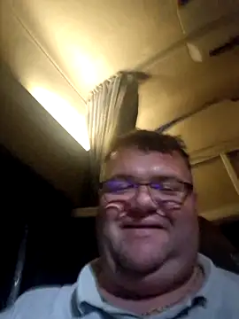 Snapshot of Grase44 chatting on 01/11/26, 04:17 Grase44 online show from 01/11/26, 04:17