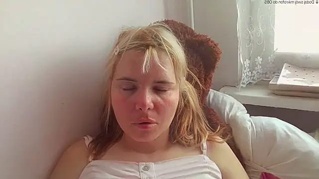 HornyElena online show from 05/04/26, 12:45