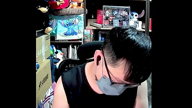 Snapshot of kk05483 chatting on 06/14/26, 03:58 kk05483 online show from 06/14/26, 03:58