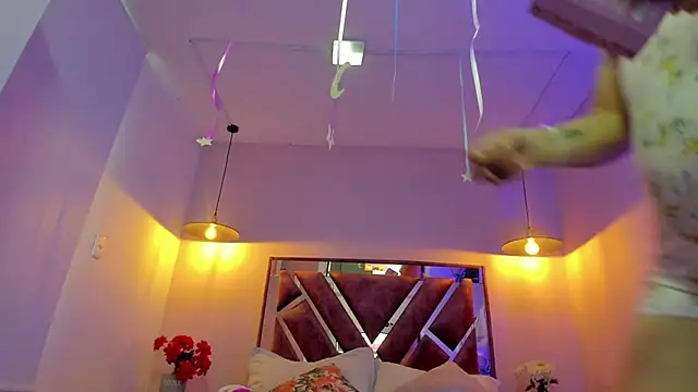 Juliette Leroyy online show from 02/24/26, 07:12