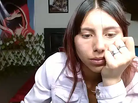 LuluKiss  online show from 11/05/25, 08:31