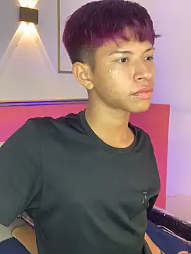 Tessachains 2  online show from 11/10/25, 10:42