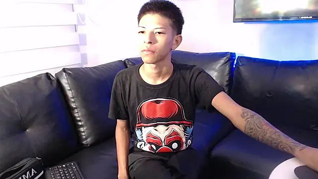 Tessachains 2  online show from 01/13/26, 04:01