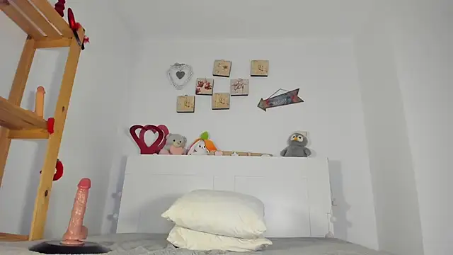 Blueee diamond online show from 04/16/26, 09:39