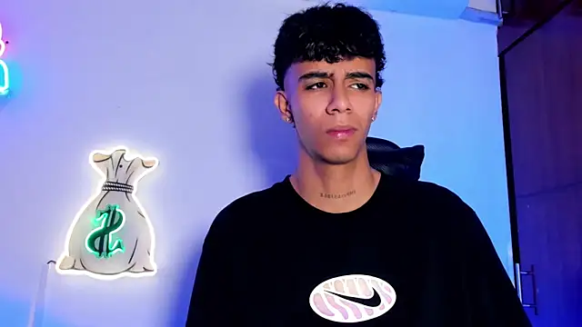 Quetzal coatl  online show from 11/07/25, 08:42