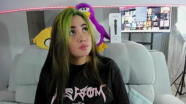 Snapshot of Lilith_Zenith_ chatting on 11/07/25, 04:45 Lilith Zenith online show from 11/07/25, 04:45