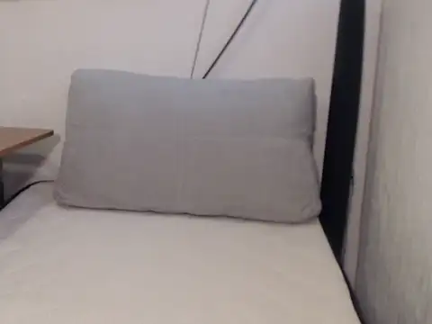 Snapshot of yayo_33 chatting on 12/02/25, 10:49 yayo 33 online show from 12/02/25, 10:49