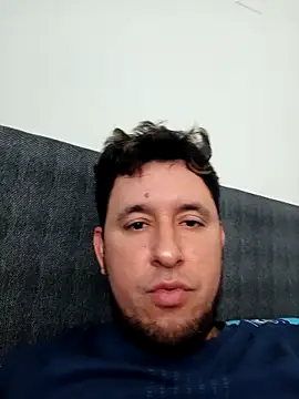 Emanuel00 - online show from 11/19/25, 04:07