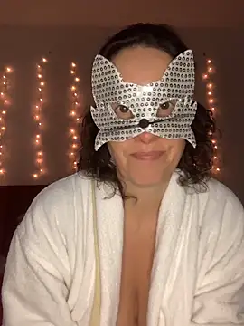 massagistahotbrunette online show from 02/10/26, 04:55