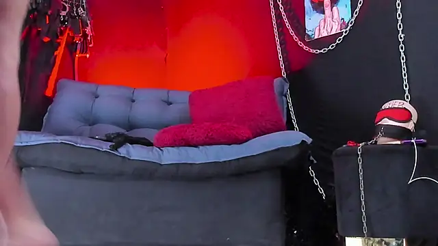 KatrinaStone online show from 04/17/26, 07:17