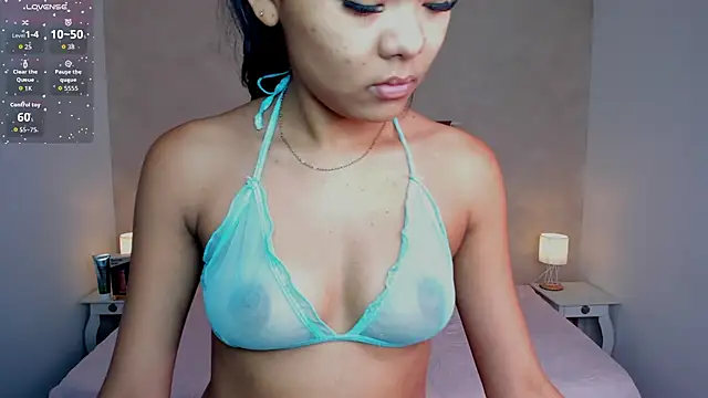 Snapshot of _hanna_sky chatting on 05/31/26, 12:23 hanna sky online show from 05/31/26, 12:23