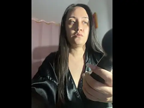 Snapshot of Melody_Spencer26 chatting on 06/17/26, 06:09 Melody Spencer26 online show from 06/17/26, 06:09