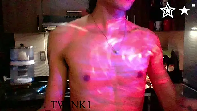 axel love13 online show from 03/04/26, 12:38