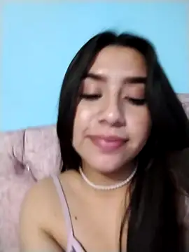 Snapshot of madeline_lx chatting on 11/17/25, 02:50 madeline lx online show from 11/17/25, 02:50