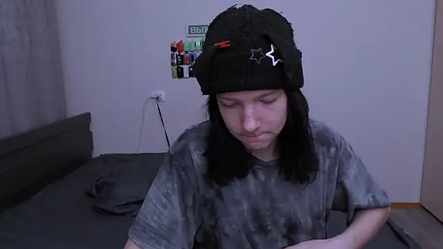 RaidenXL online show from 11/17/25, 08:36