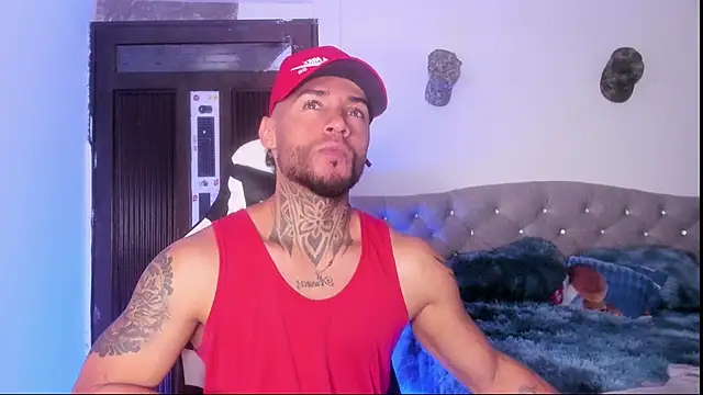 Snapshot of couple-hothot chatting on 11/14/25, 09:24 couple-hothot online show from 11/14/25, 09:24