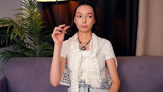 IvetteZermeno online show from 11/06/25, 03:35