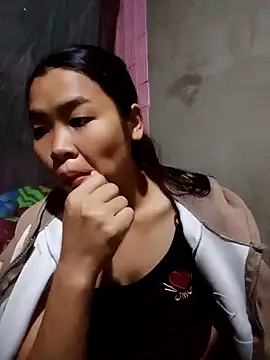 Snapshot of Mabel-122 chatting on 11/15/25, 02:53 Mabel-122 online show from 11/15/25, 02:53