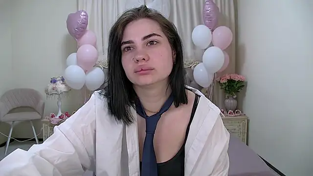 Snapshot of AdrianaTorres chatting on 02/20/26, 05:26 AdrianaTorres online show from 02/20/26, 05:26