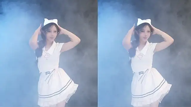 Snapshot of MHe-002 chatting on 11/07/25, 11:10 MHe-002 online show from 11/07/25, 11:10