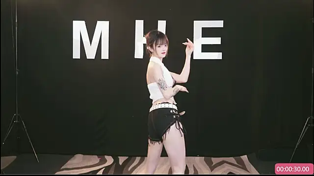 MHe-002 online show from 04/12/26, 10:09