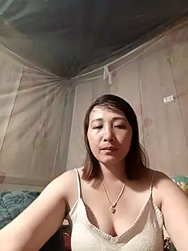 Missa-kute20 online show from 04/13/26, 02:11