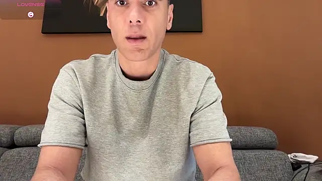 Snapshot of marcoo_x chatting on 12/03/25, 12:47 marcoo x online show from 12/03/25, 12:47