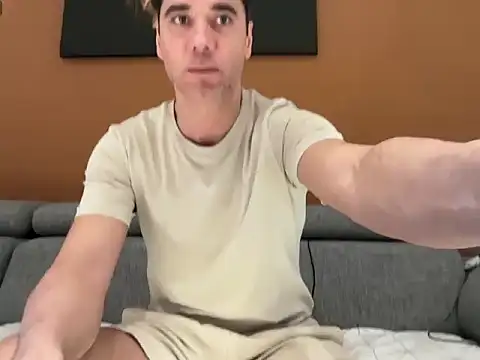 Snapshot of marcoo_x chatting on 01/17/26, 02:00 marcoo x online show from 01/17/26, 02:00