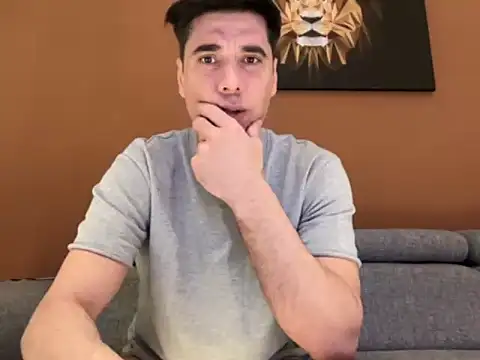 Snapshot of marcoo_x chatting on 03/15/26, 02:56 marcoo x online show from 03/15/26, 02:56