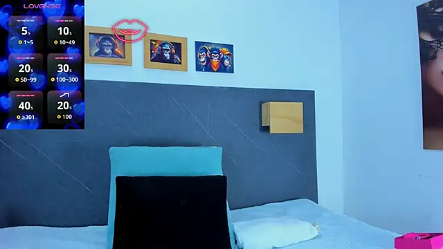 Andhrea Vale online show from 04/10/26, 12:21