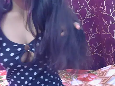 Snapshot of hot-nisha chatting on 01/19/26, 05:55 hot-nisha online show from 01/19/26, 05:55