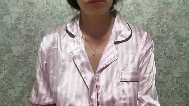 Angelinaa19 online show from 04/08/26, 04:51